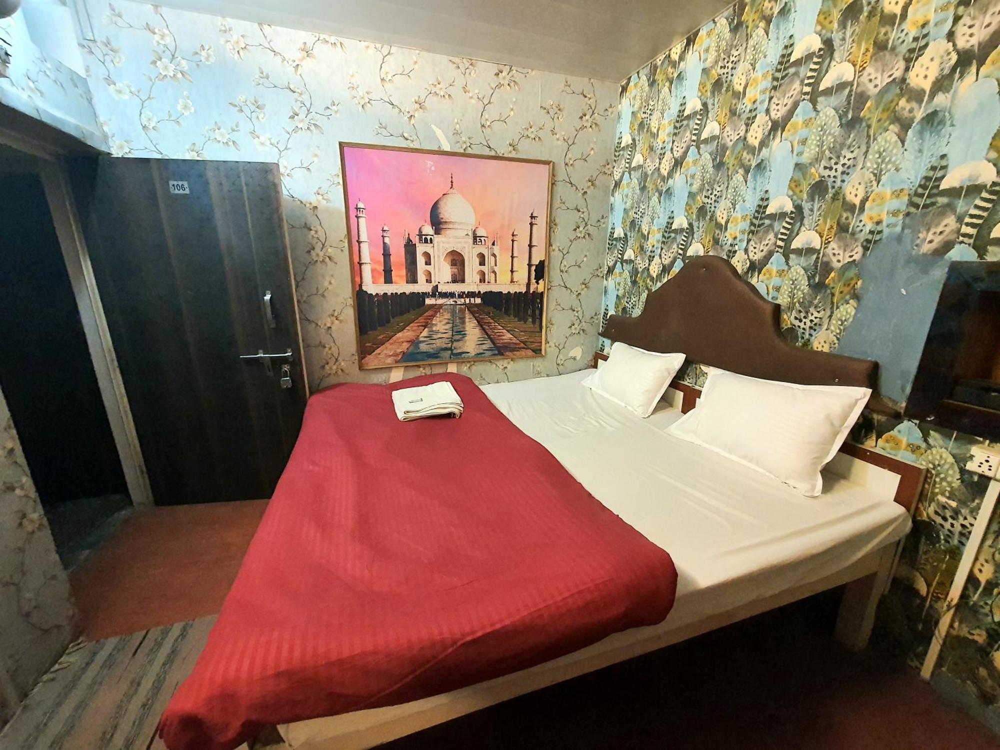 Taj City Hotel Agra  Exterior photo